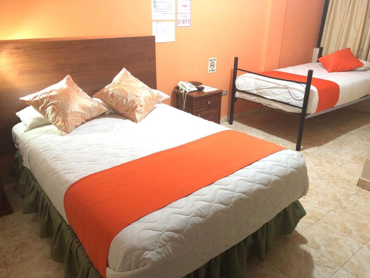 Hostal La Cocina Tipica Guaillabamba Bagian luar foto